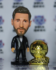 6 cm Soccer Star Black Suit Messi Figure with Ballon d’Or Award
