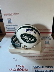 SANTANA MOSS SIGNED NEW YORK JETS MINI HELMET