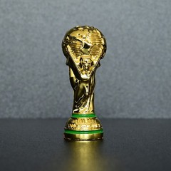 Metal Mini Replica World Cup Trophy — 6 cm Tall Collectible Souvenir
