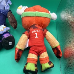 FIFA World Cup 2026 Mascot 8” Plush Lot (2) Canada Maple USA Clutch Jazwares NWT