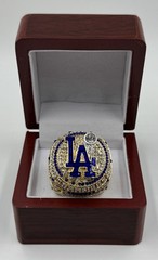 NEW 2025 LOS ANGELES LA DODGERS WORLD SERIES CHAMPIONSHIP RING CLAYTON KERSHAW