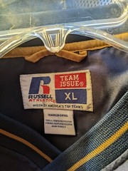 Vintage Notre Dame Russell Athletic Pullover EUC Returns Accepted For Any Reason