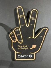2025 New York Knicks Jalen Brunson Celly «New York or Nowhere» Foam Finger
