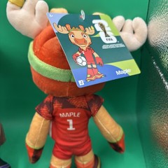 FIFA World Cup 2026 Mascot 8” Plush Lot (2) Canada Maple USA Clutch Jazwares NWT