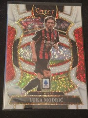 LUKA MODRIC 2025-26 Panini Select Serie A White Sparkle Prizm AC MILAN SSP