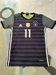 Adidas Children’s Medium/Large Unisex Reus Soccer/Football Jersey