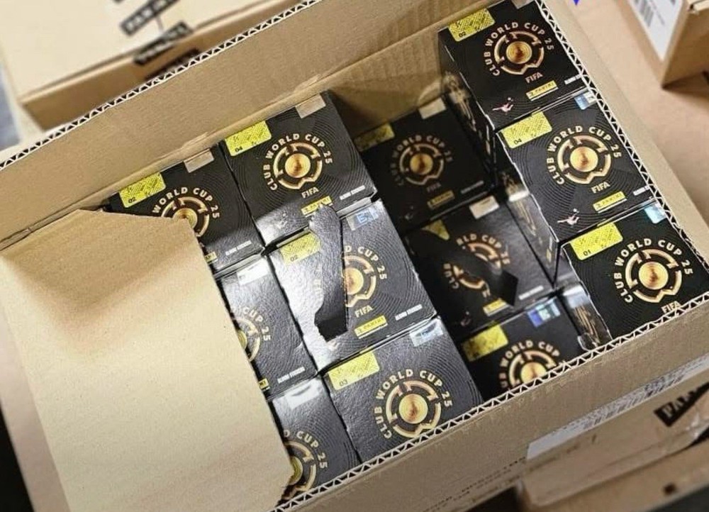 ON HAND 🔥 Panini FIFA Club World Cup 25 Sticker 50 Packet Box USA 🇺🇸 VERSION