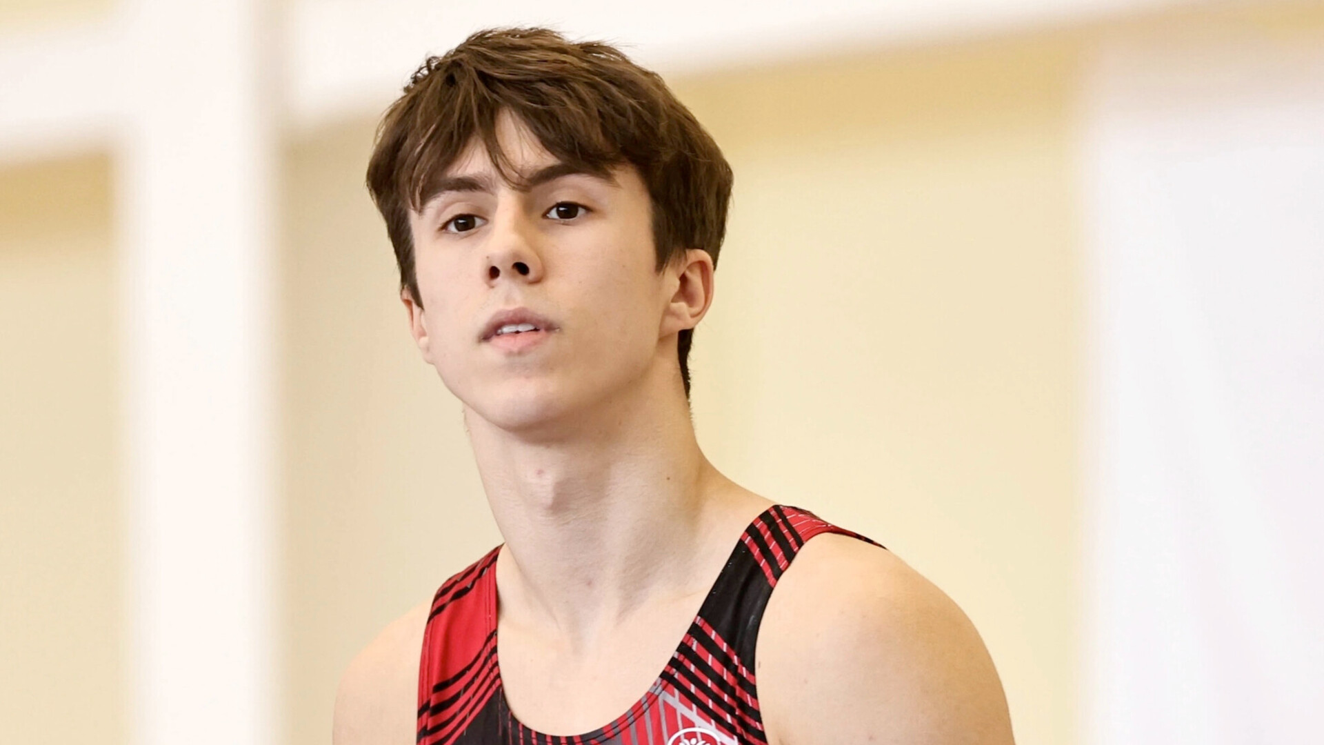 Арсений Духно выиграл личное многоборье на чемпионате России по спортивной гимнастике Арсений Духно выиграл личное многоборье на чемпионате России по спортивной гимнастике