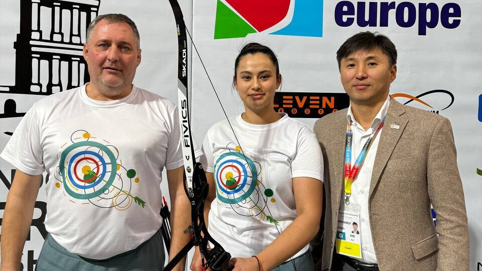 Россияне Будяк и Махмудова завоевали золото чемпионата Европы по стрельбе из лука в помещении Россияне Будяк и Махмудова завоевали золото чемпионата Европы по стрельбе из лука в помещении