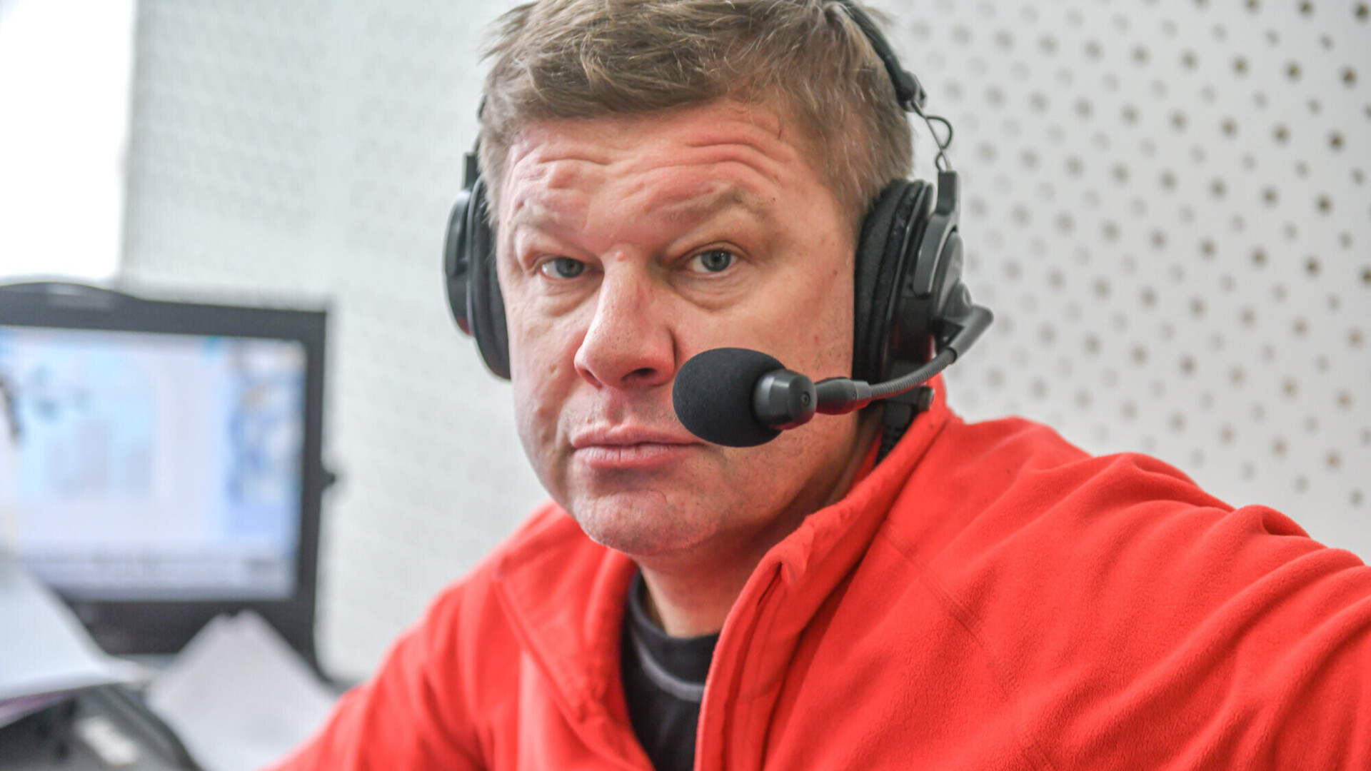 Губерниев — о нейтральных статусах российских фигуристов: «Радоваться преждевременно. Стоит ждать каких‑то заподлянок» Губерниев — о нейтральных статусах российских фигуристов: «Радоваться преждевременно. Стоит ждать каких‑то заподлянок»