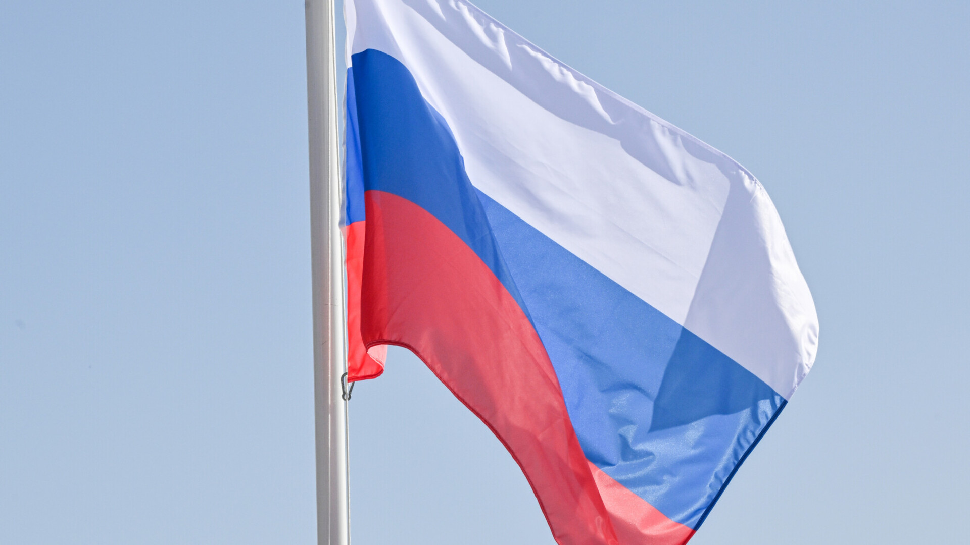 Россиян вернули в спорт с флагом и гимном! Нелепые ограничения сняты Россиян вернули в спорт с флагом и гимном! Нелепые ограничения сняты