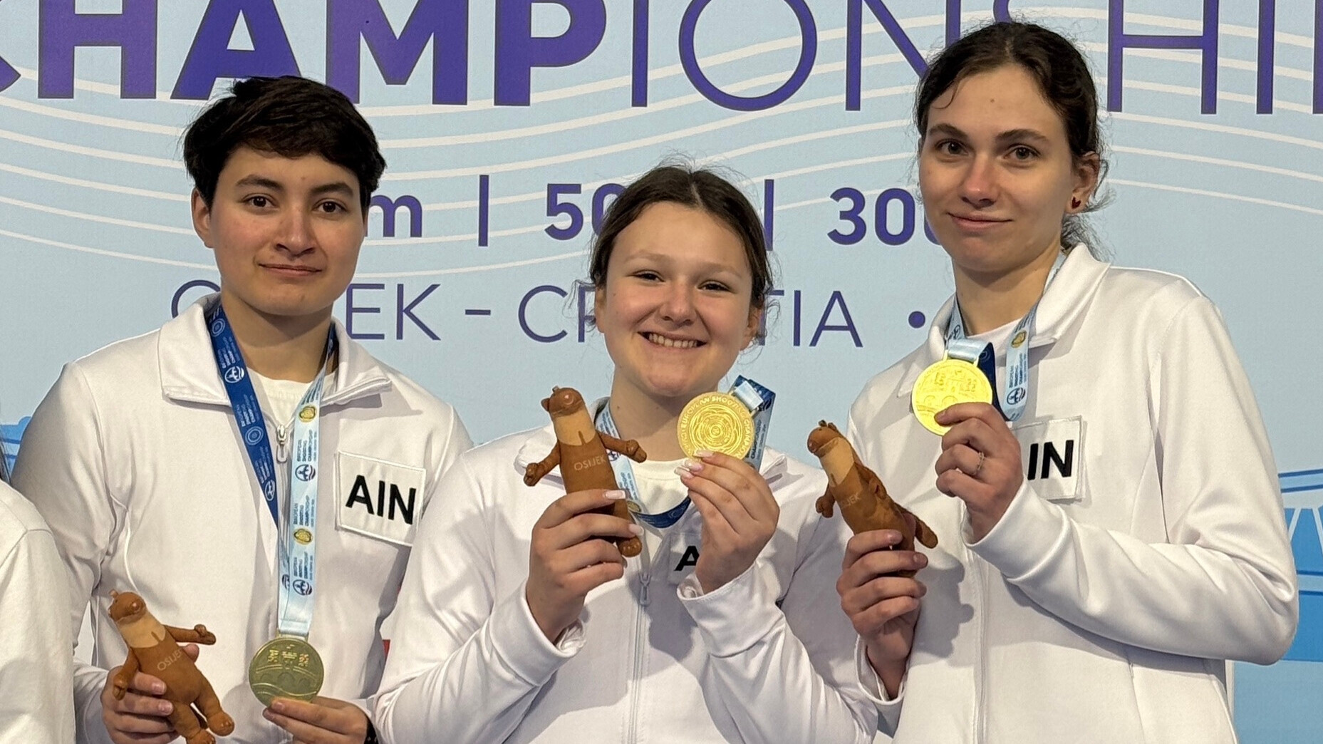Россиянки одержали победу на юниорском чемпионате Европы по пулевой стрельбе в Хорватии Россиянки одержали победу на юниорском чемпионате Европы по пулевой стрельбе в Хорватии
