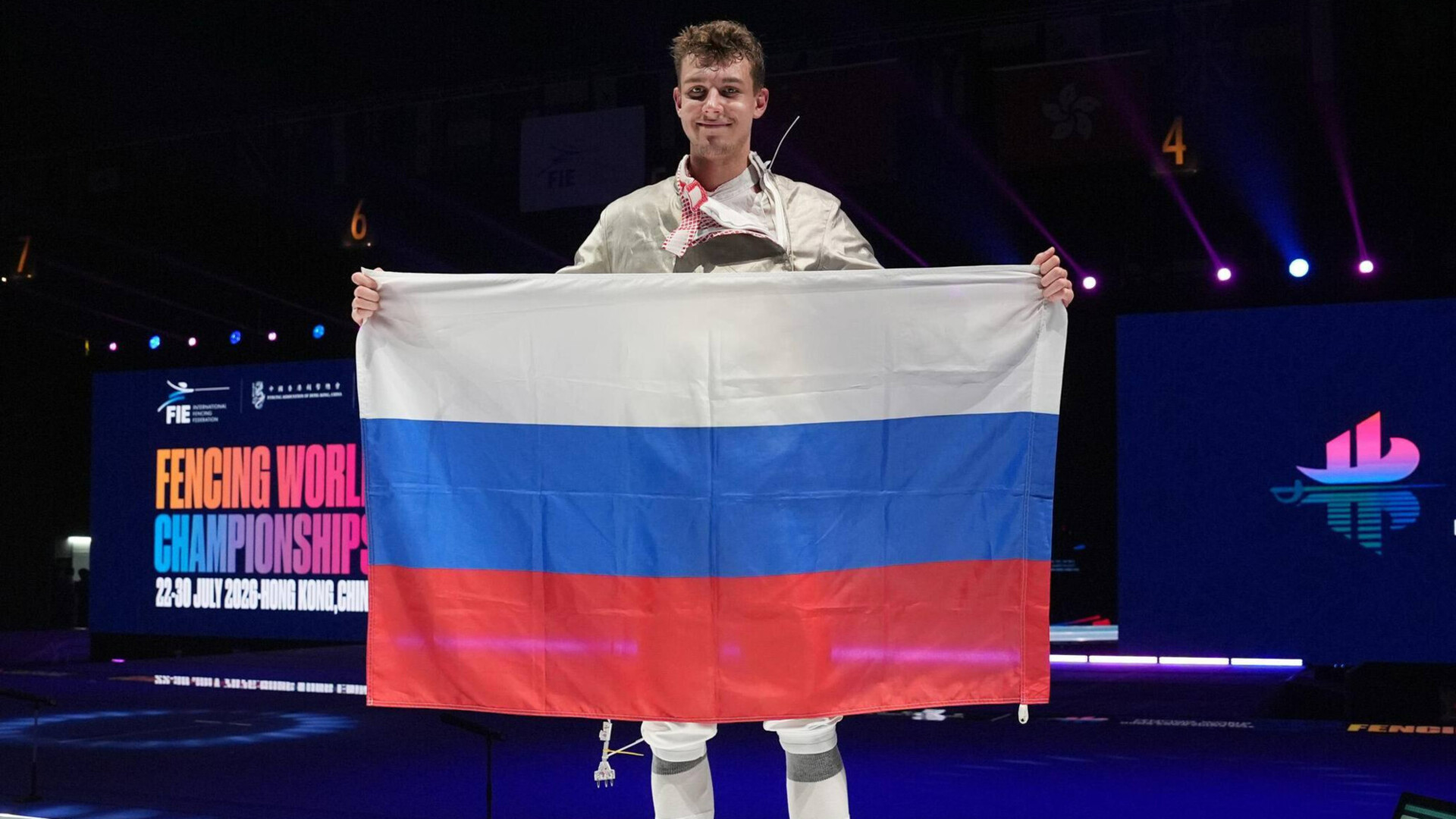 Дегтярев поздравил российского саблиста Граудыня с победой на чемпионате мира в Гонконге Дегтярев поздравил российского саблиста Граудыня с победой на чемпионате мира в Гонконге