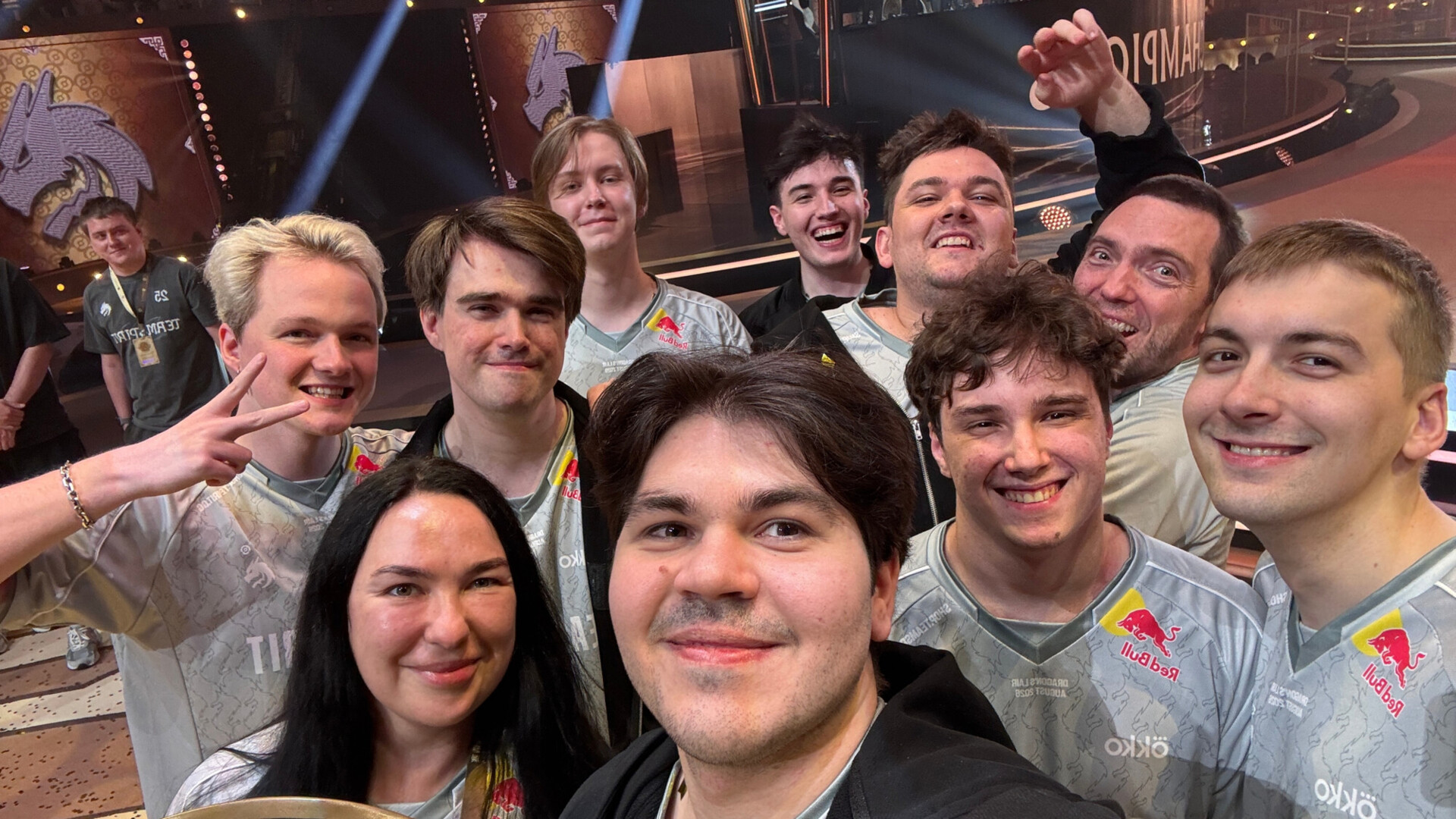 Российская команда Team Spirit третий раз выиграла The International по Dota 2 Российская команда Team Spirit третий раз выиграла The International по Dota 2