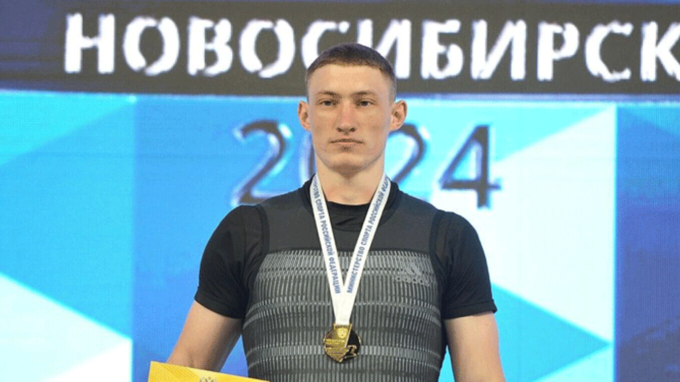 Тяжелоатлет Иудин одержал победу на чемпионате России