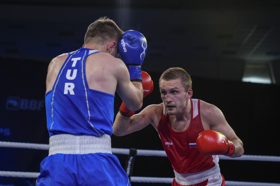 Россию ограбили на чемпионате Европы! Золото нашего боксера отдали иностранцу Россию ограбили на чемпионате Европы! Золото нашего боксера отдали иностранцу