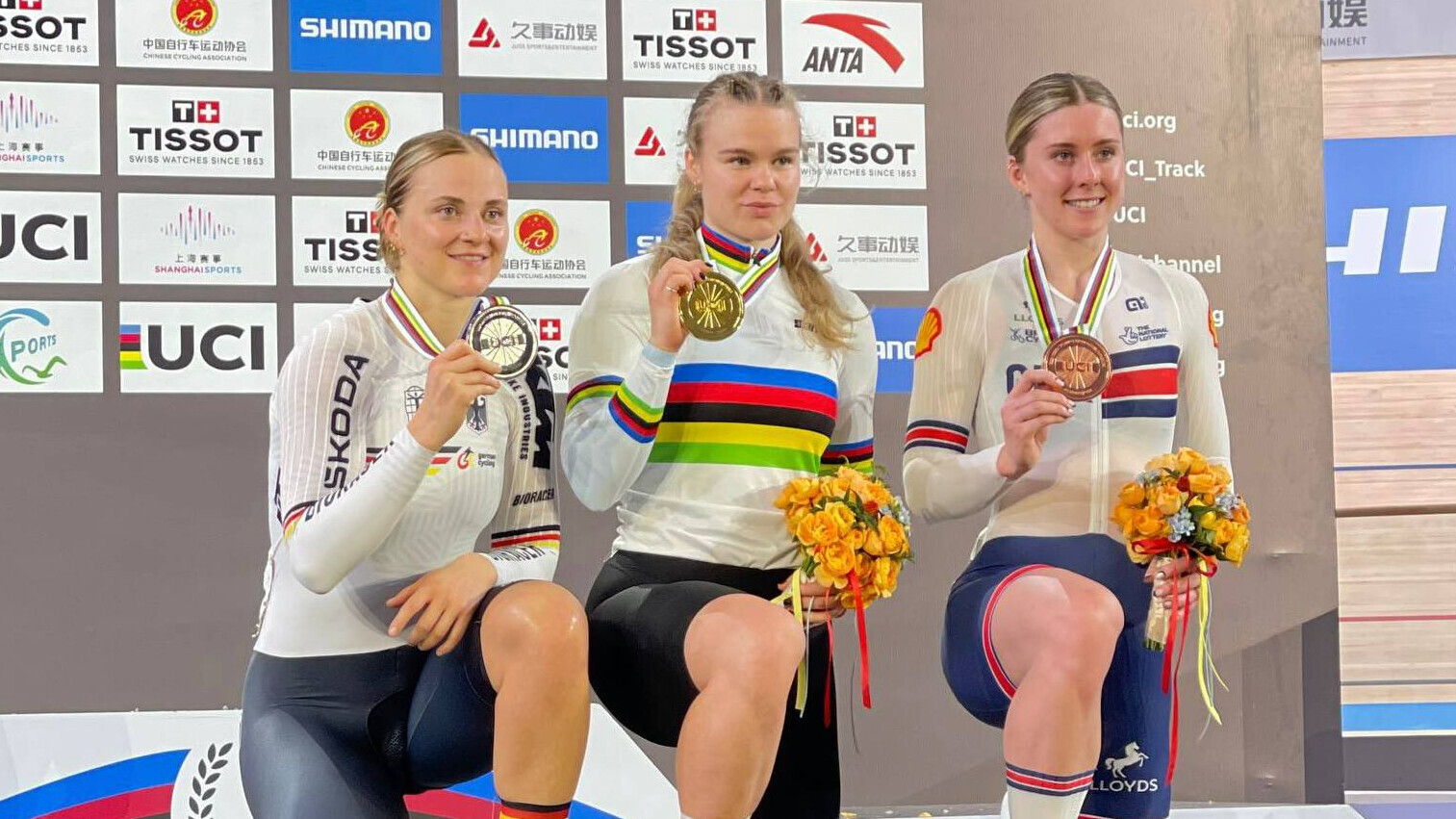 Шокирующая победа России на чемпионате мира! Этот финиш уже вошел в историю Шокирующая победа России на чемпионате мира! Этот финиш уже вошел в историю