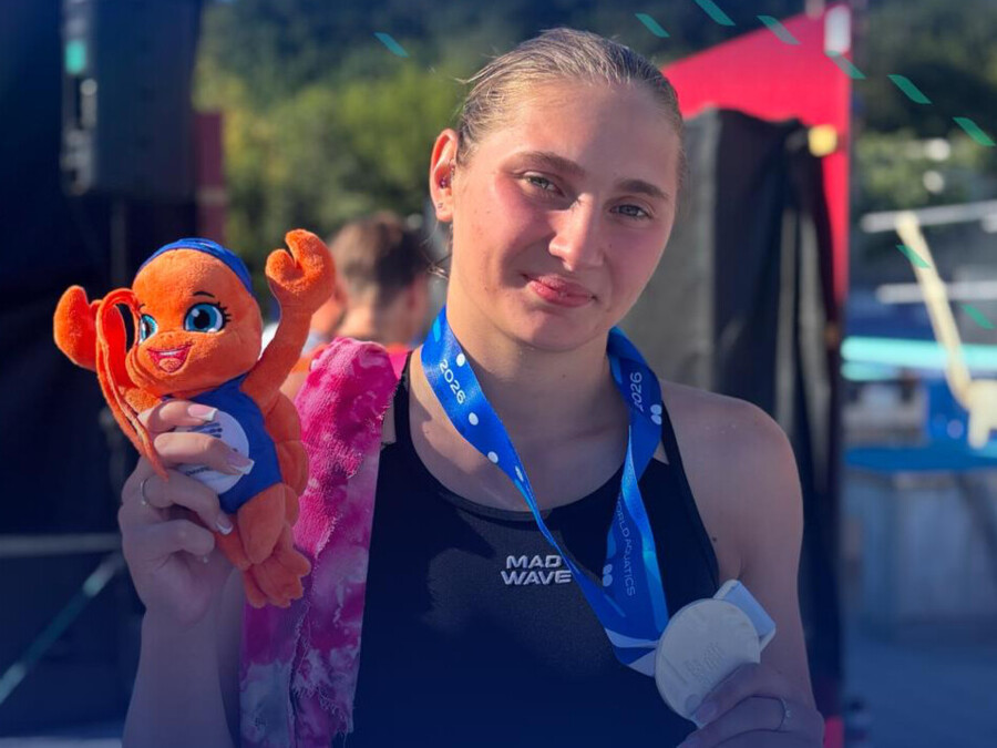 Двойной триумф России на чемпионате мира! Отметили с флагом на глазах украинки